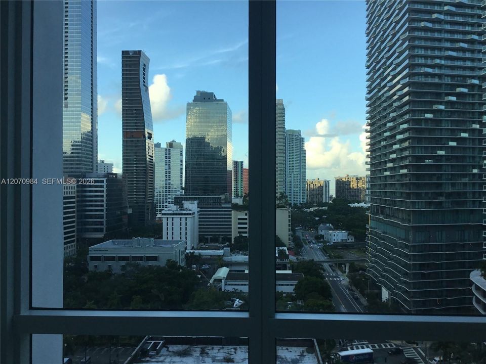For Rent: $5,500 (2 beds, 2 baths, 1129 Square Feet)