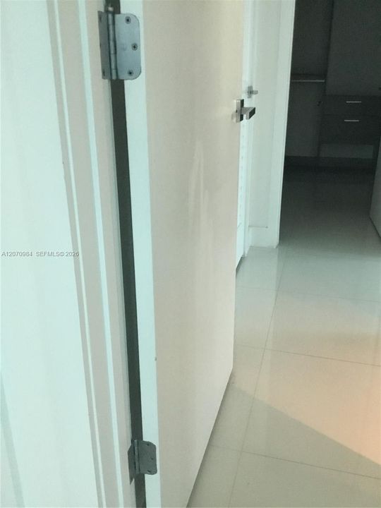 For Rent: $5,500 (2 beds, 2 baths, 1129 Square Feet)