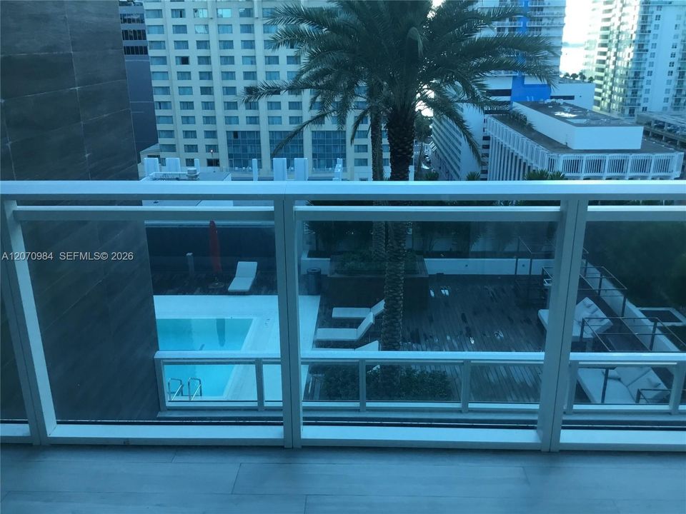 For Rent: $5,500 (2 beds, 2 baths, 1129 Square Feet)