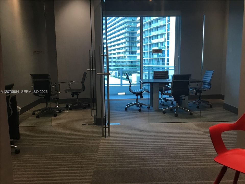 For Rent: $5,500 (2 beds, 2 baths, 1129 Square Feet)