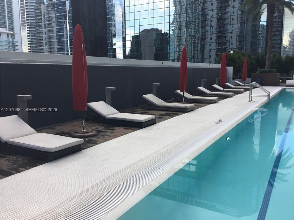 For Rent: $5,500 (2 beds, 2 baths, 1129 Square Feet)