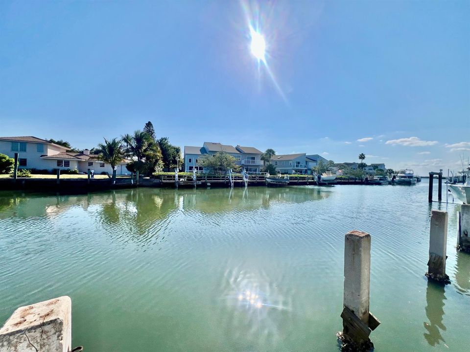 Dock