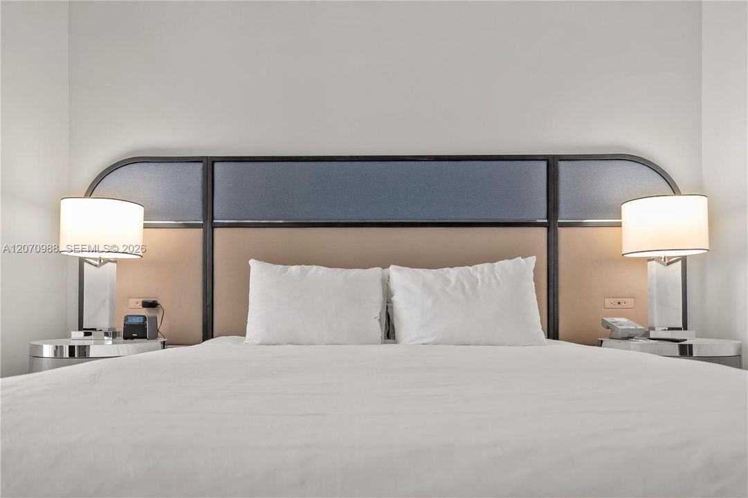 For Rent: $5,500 (0 beds, 1 baths, 550 Square Feet)