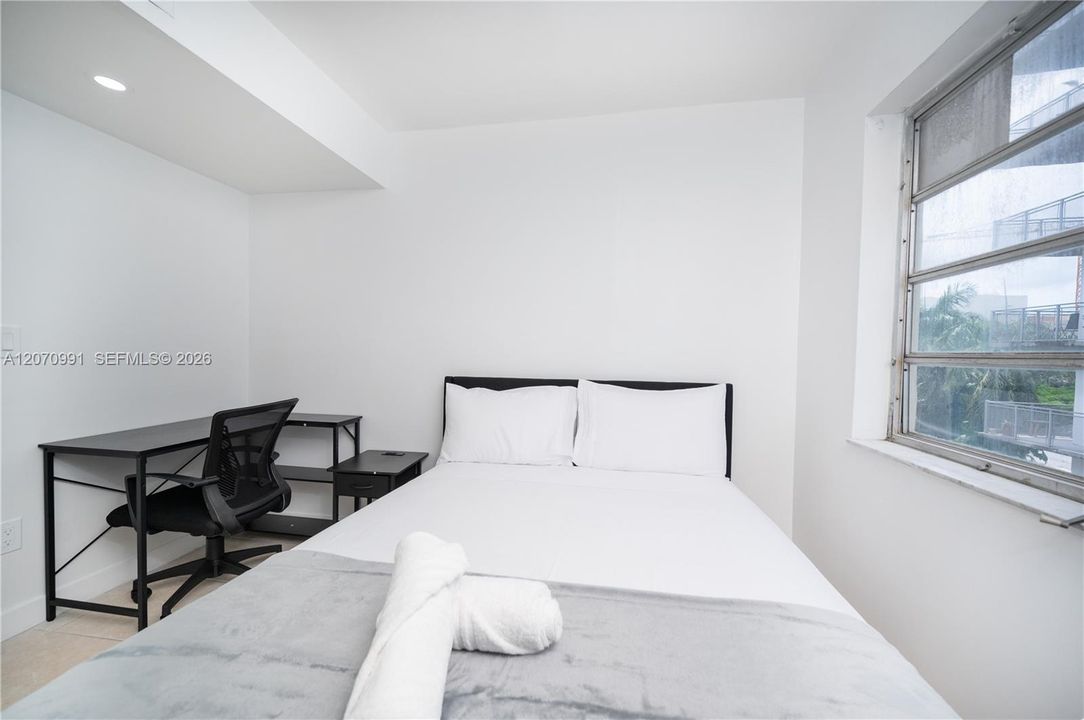 В аренду: $2,850 (2 спален, 2 ванн, 910 Квадратных фут)