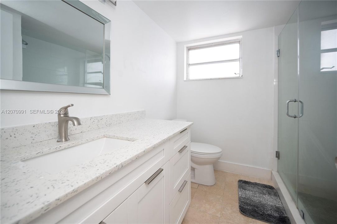В аренду: $2,850 (2 спален, 2 ванн, 910 Квадратных фут)