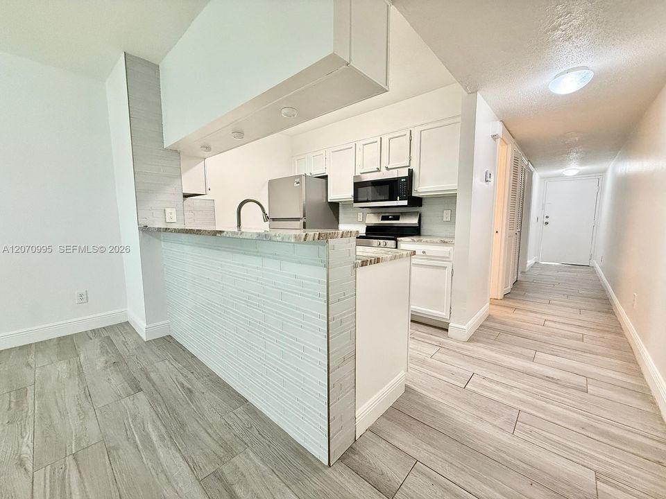 В аренду: $1,900 (1 спален, 1 ванн, 502 Квадратных фут)