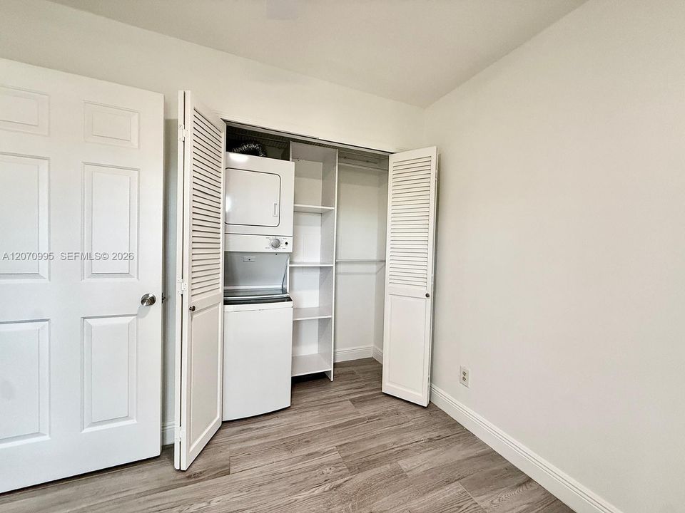 В аренду: $1,900 (1 спален, 1 ванн, 502 Квадратных фут)
