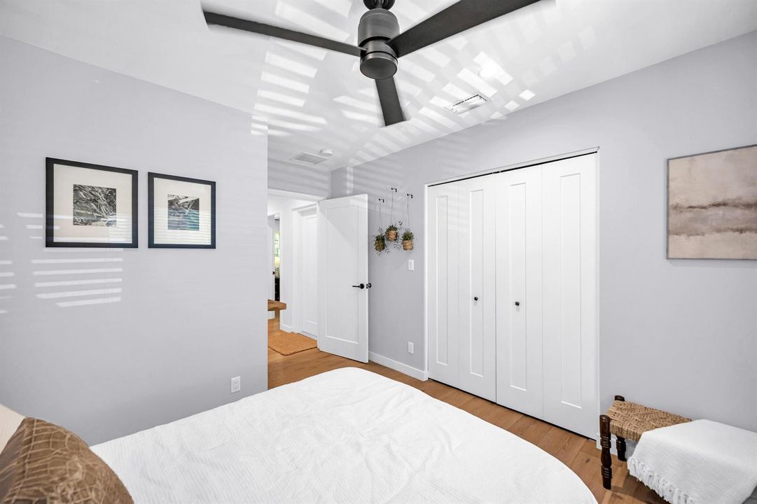 748 NE 17TH WAY--43