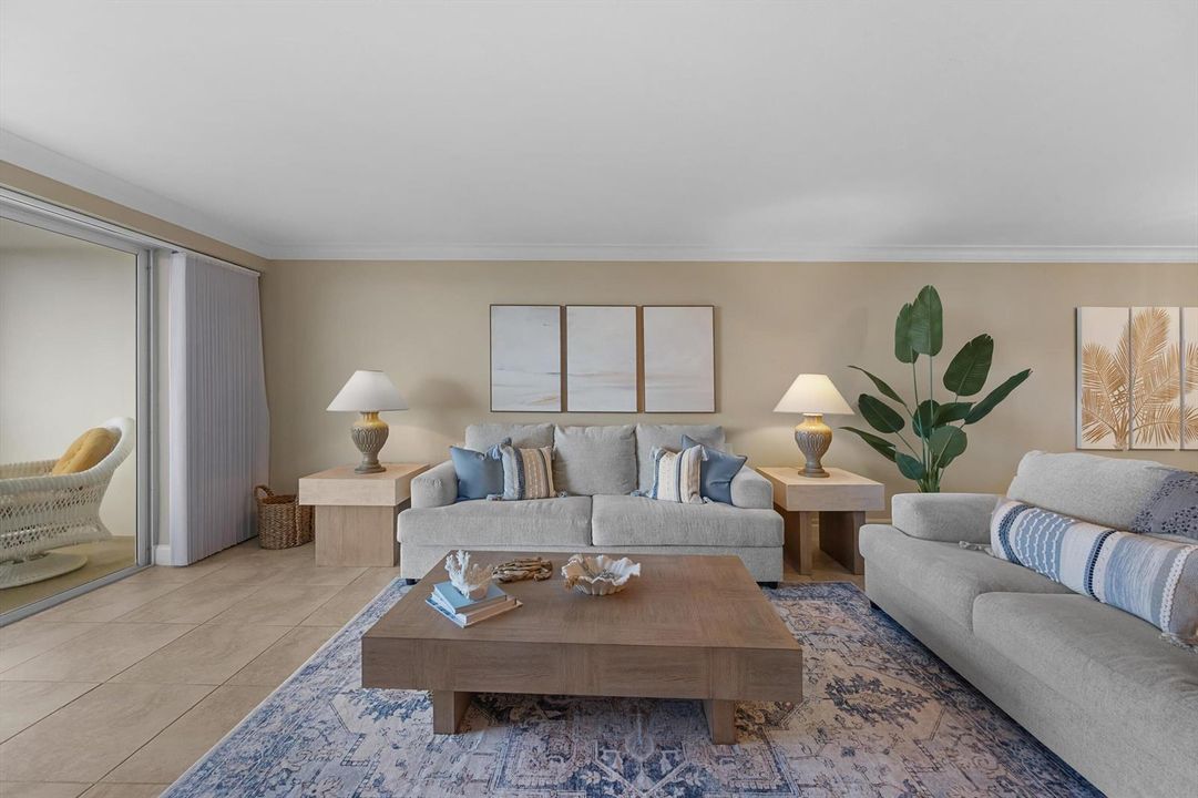 350 Beach Rd 204