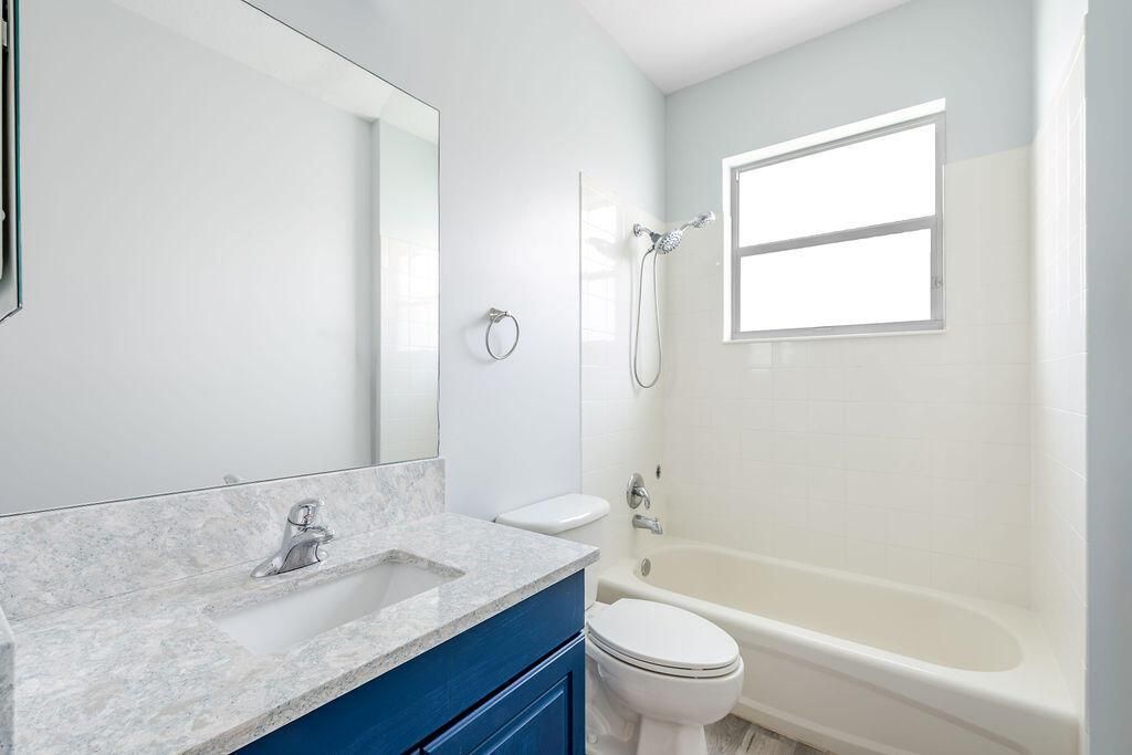 116BellaVistaWay.RoyalPalmBeach-12