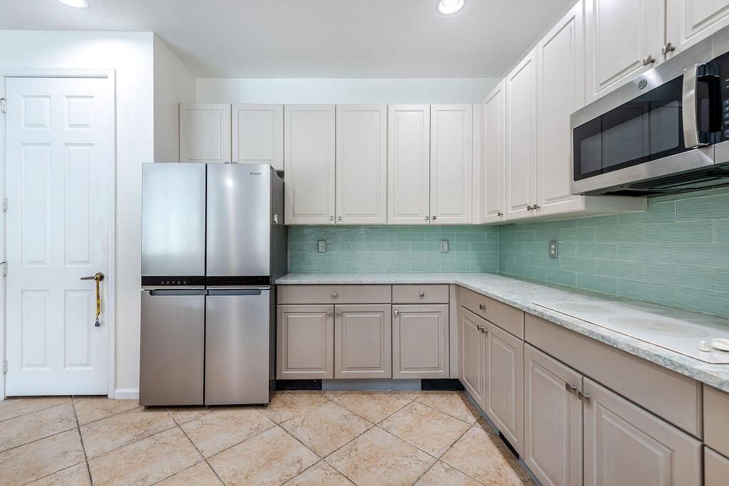 116BellaVistaWay.RoyalPalmBeach-19