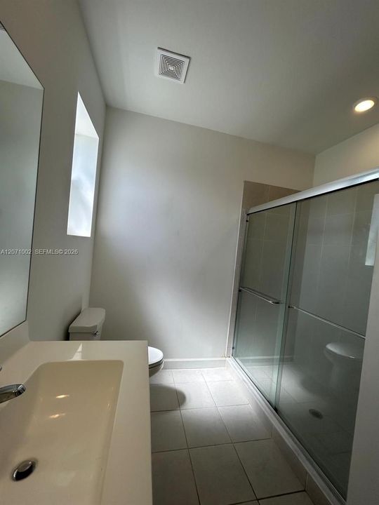 For Rent: $2,700 (4 beds, 3 baths, 1615 Square Feet)