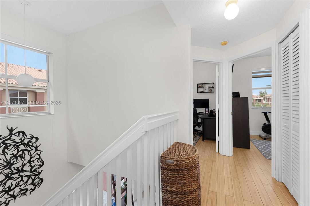 For Rent: $3,250 (3 beds, 2 baths, 1210 Square Feet)