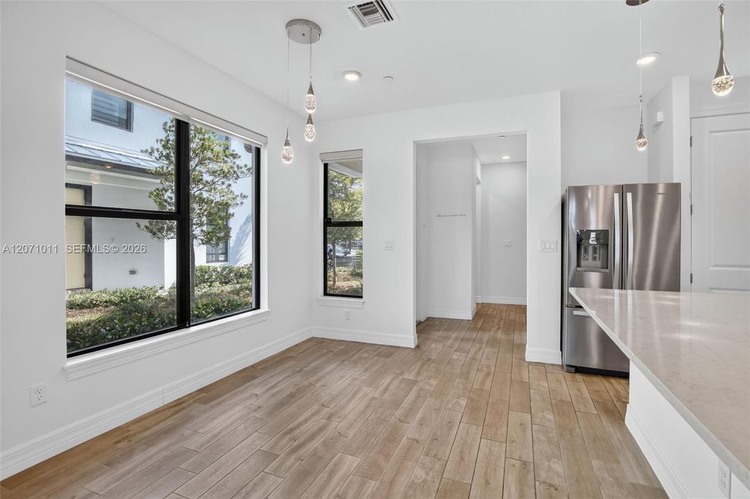 For Sale: $714,900 (3 beds, 2 baths, 1691 Square Feet)