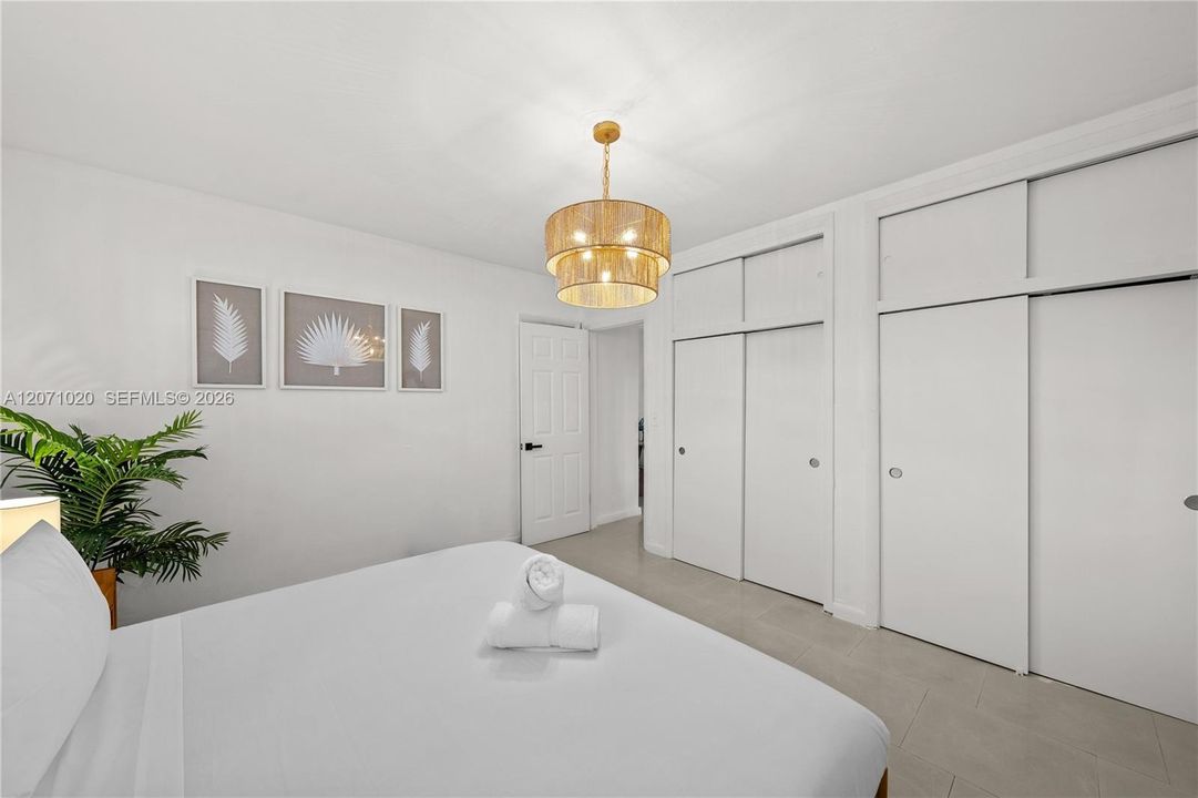 В аренду: $2,500 (1 спален, 1 ванн, 600 Квадратных фут)