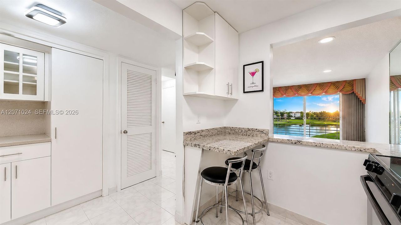 For Sale: $125,000 (2 beds, 2 baths, 850 Square Feet)