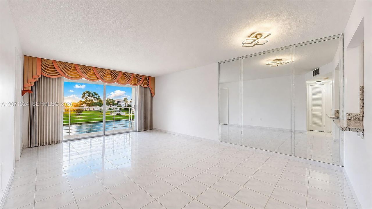 For Sale: $125,000 (2 beds, 2 baths, 850 Square Feet)