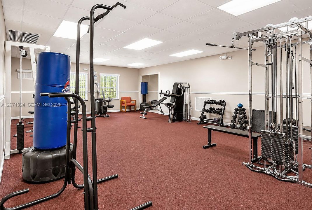 For Sale: $125,000 (2 beds, 2 baths, 850 Square Feet)