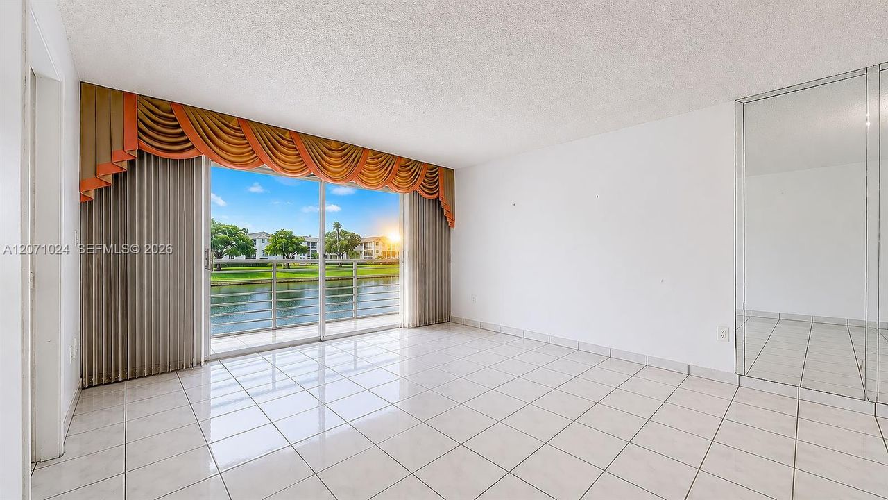 For Sale: $125,000 (2 beds, 2 baths, 850 Square Feet)