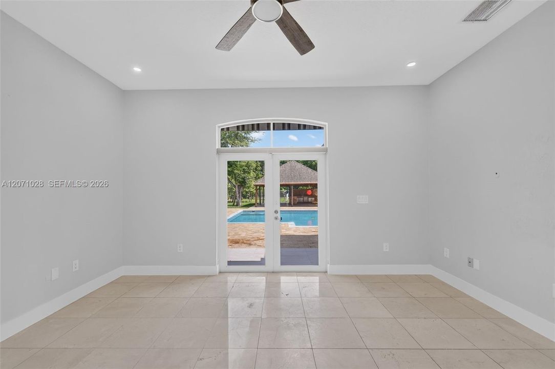 For Sale: $2,200,000 (4 beds, 3 baths, 2403 Square Feet)
