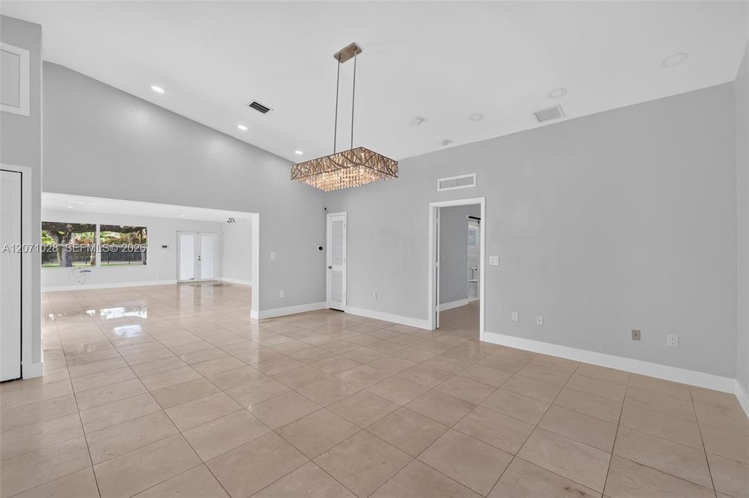 For Sale: $2,200,000 (4 beds, 3 baths, 2403 Square Feet)
