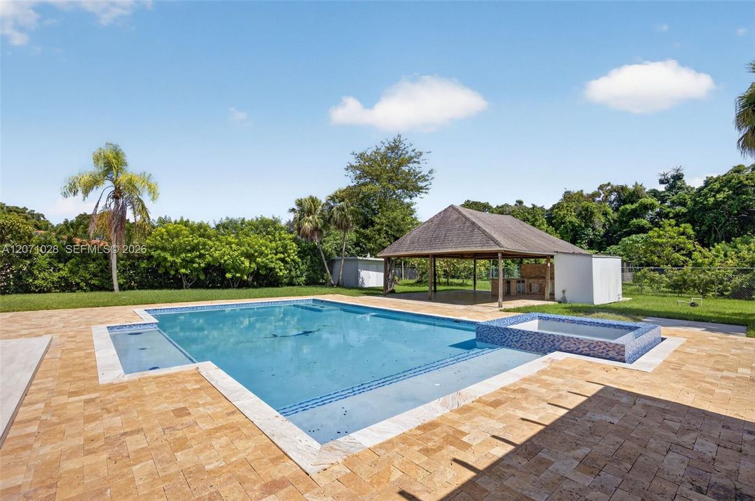 For Sale: $2,200,000 (4 beds, 3 baths, 2403 Square Feet)