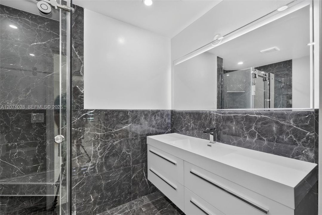 For Sale: $2,200,000 (4 beds, 3 baths, 2403 Square Feet)