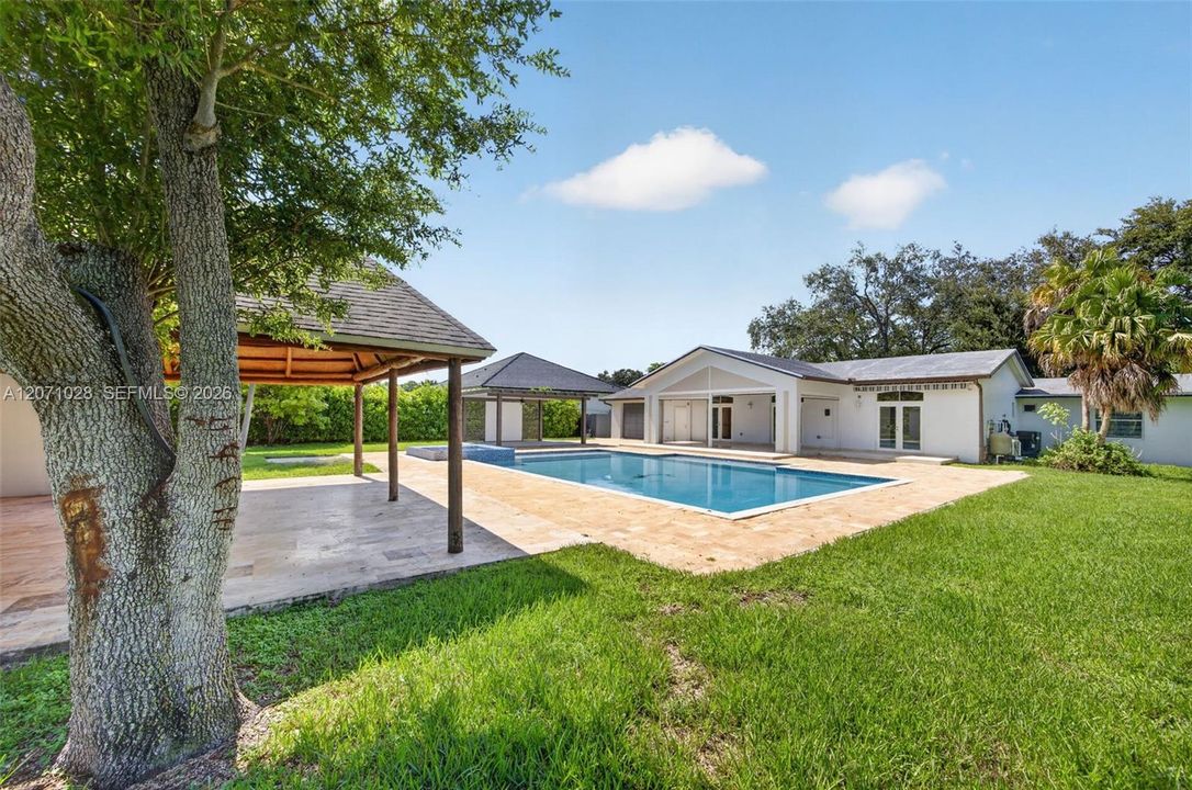 For Sale: $2,200,000 (4 beds, 3 baths, 2403 Square Feet)