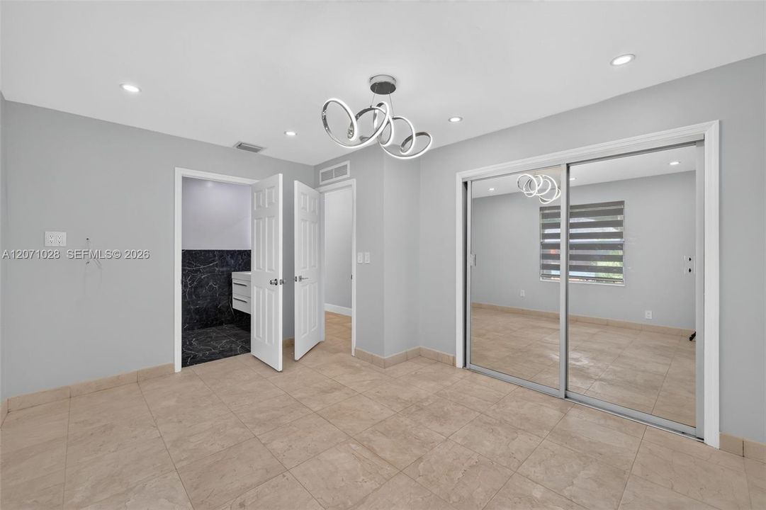 For Sale: $2,200,000 (4 beds, 3 baths, 2403 Square Feet)