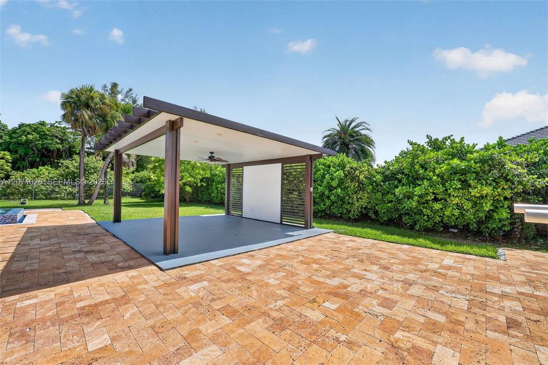 For Sale: $2,200,000 (4 beds, 3 baths, 2403 Square Feet)