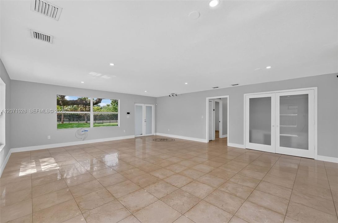 For Sale: $2,200,000 (4 beds, 3 baths, 2403 Square Feet)