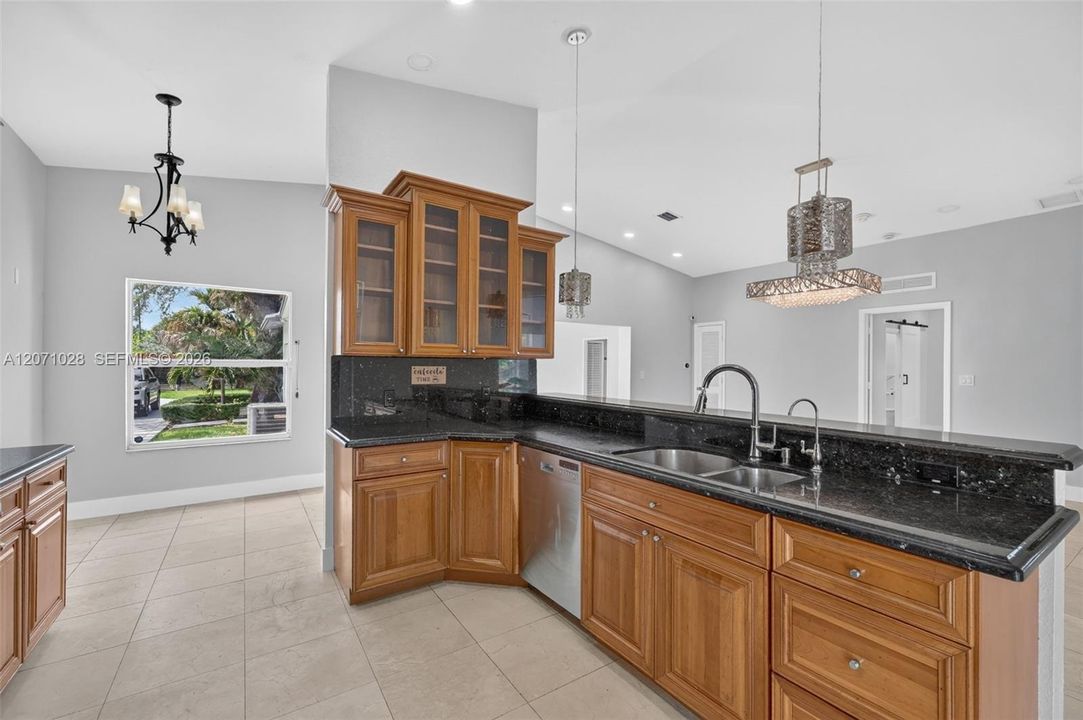 For Sale: $2,200,000 (4 beds, 3 baths, 2403 Square Feet)