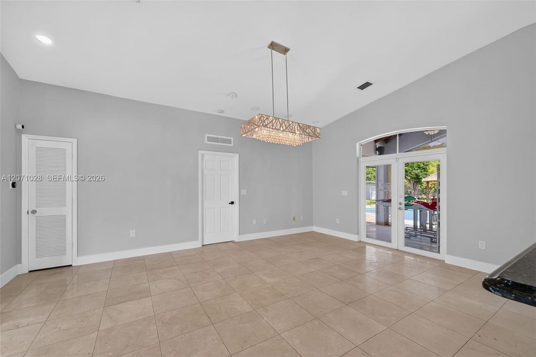 For Sale: $2,200,000 (4 beds, 3 baths, 2403 Square Feet)