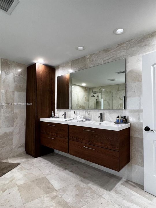 Bathroom #1