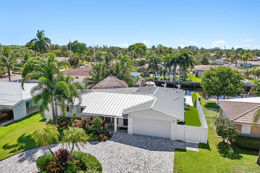 56-web-or-mls-SE 9th Ave-S1208-056