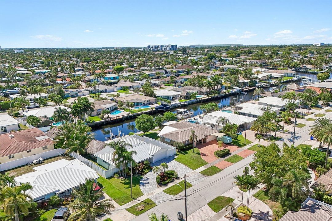 64-web-or-mls-SE 9th Ave-S1208-062