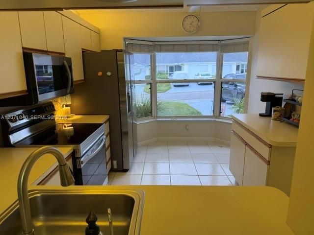 En Renta: $2,950 (2 camas, 2 baños, 1129 Pies cuadrados)