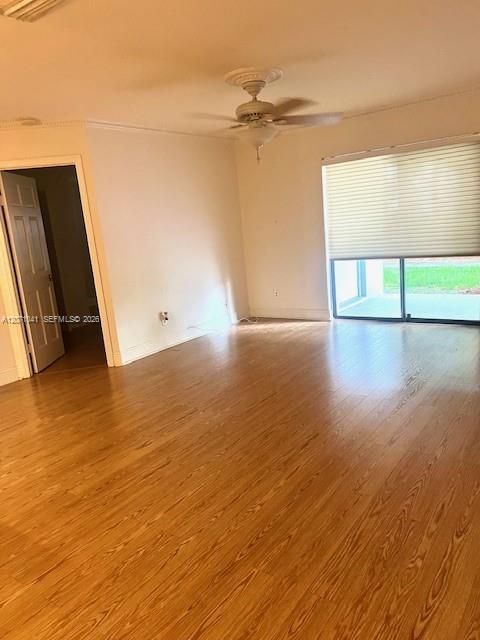 For Rent: $2,450 (3 beds, 2 baths, 1305 Square Feet)