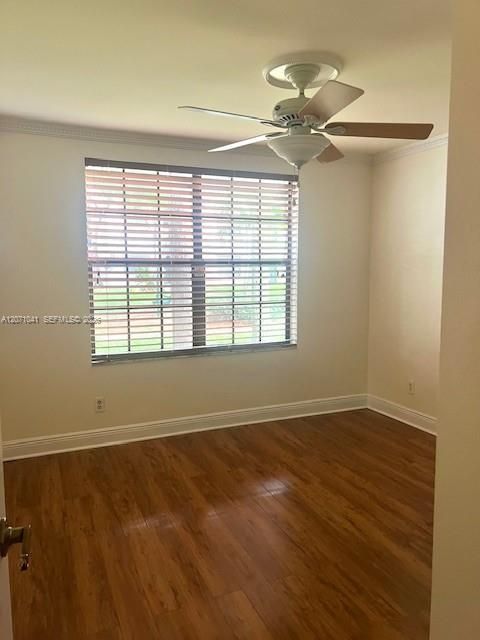For Rent: $2,450 (3 beds, 2 baths, 1305 Square Feet)