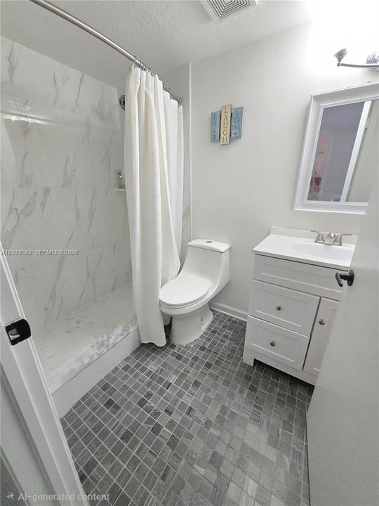 For Sale: $305,000 (2 beds, 2 baths, 904 Square Feet)