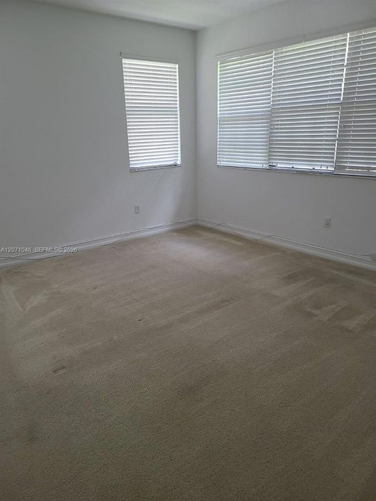 For Rent: $3,900 (3 beds, 3 baths, 2078 Square Feet)
