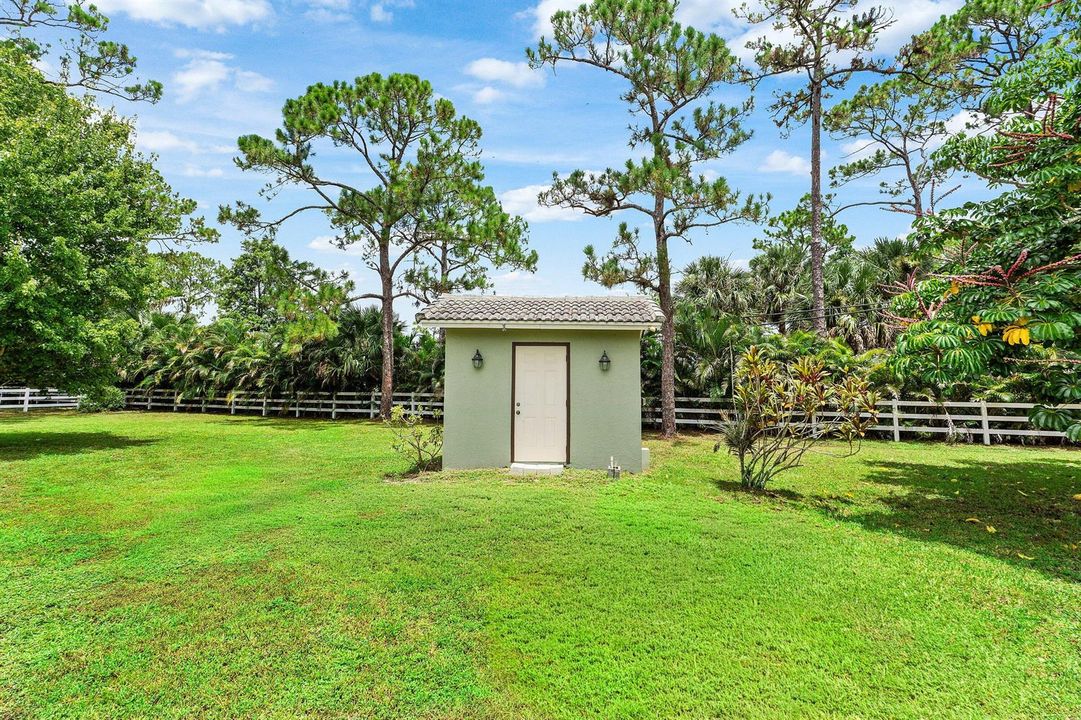039-2749ARoad-LoxahatcheeGroves-FL-33470