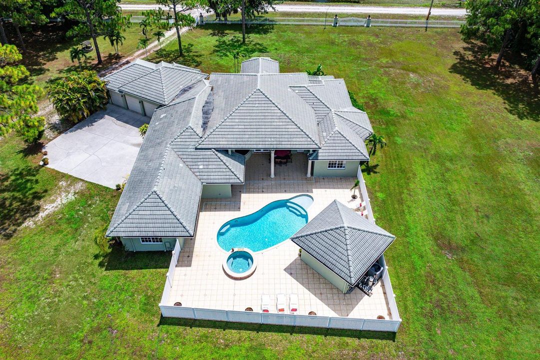 057-2749ARoad-LoxahatcheeGroves-FL-33470