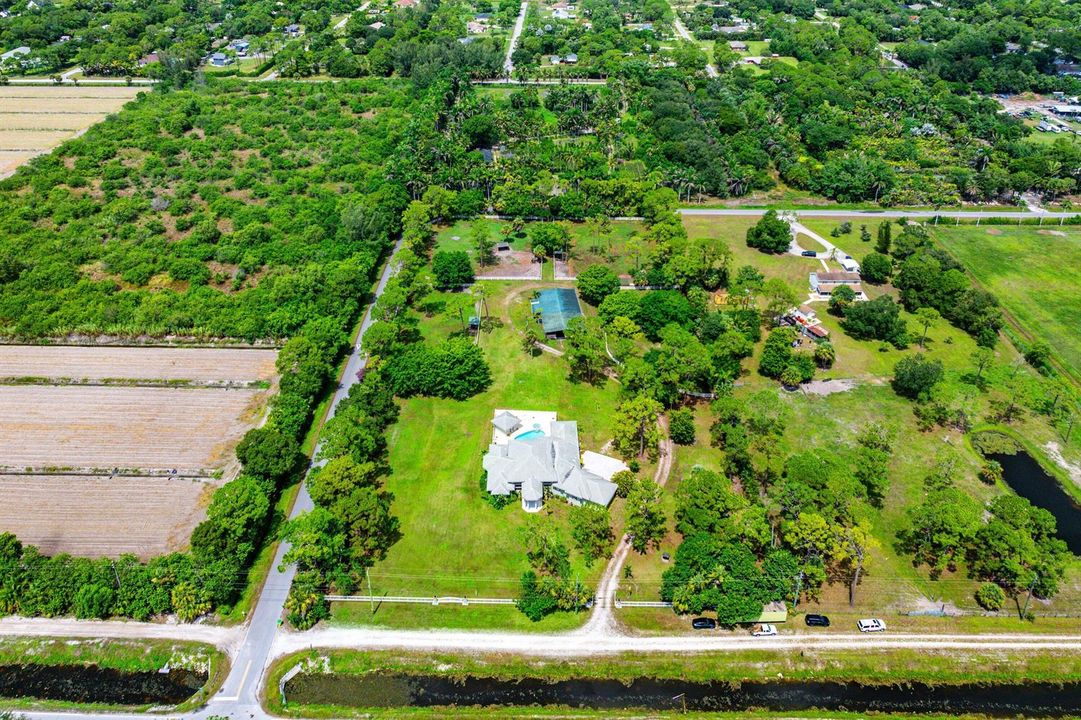 054-2749ARoad-LoxahatcheeGroves-FL-33470