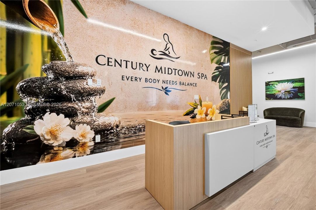 For Rent: $2,450 (1 beds, 1 baths, 686 Square Feet)