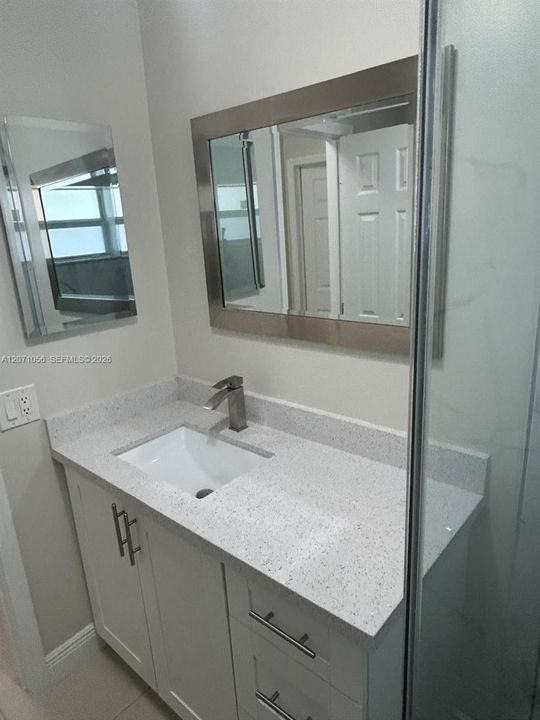 For Sale: $479,900 (3 beds, 1 baths, 1058 Square Feet)