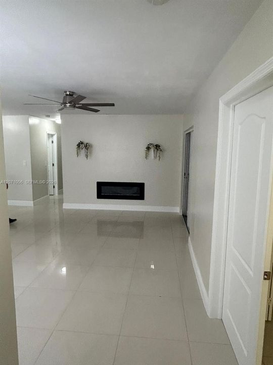 For Sale: $479,900 (3 beds, 1 baths, 1058 Square Feet)