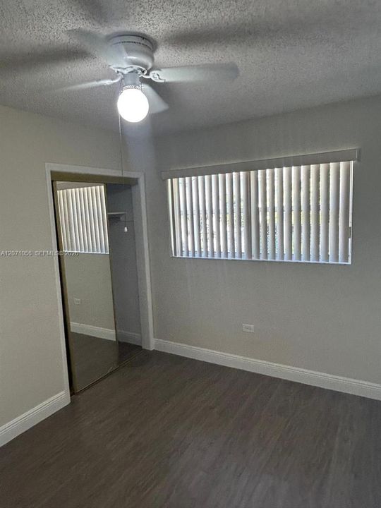 For Sale: $479,900 (3 beds, 1 baths, 1058 Square Feet)