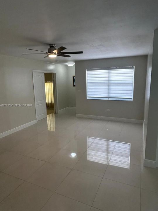 For Sale: $479,900 (3 beds, 1 baths, 1058 Square Feet)
