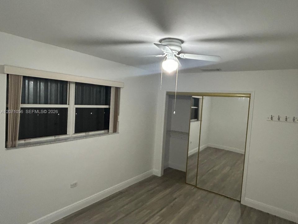 For Sale: $479,900 (3 beds, 1 baths, 1058 Square Feet)